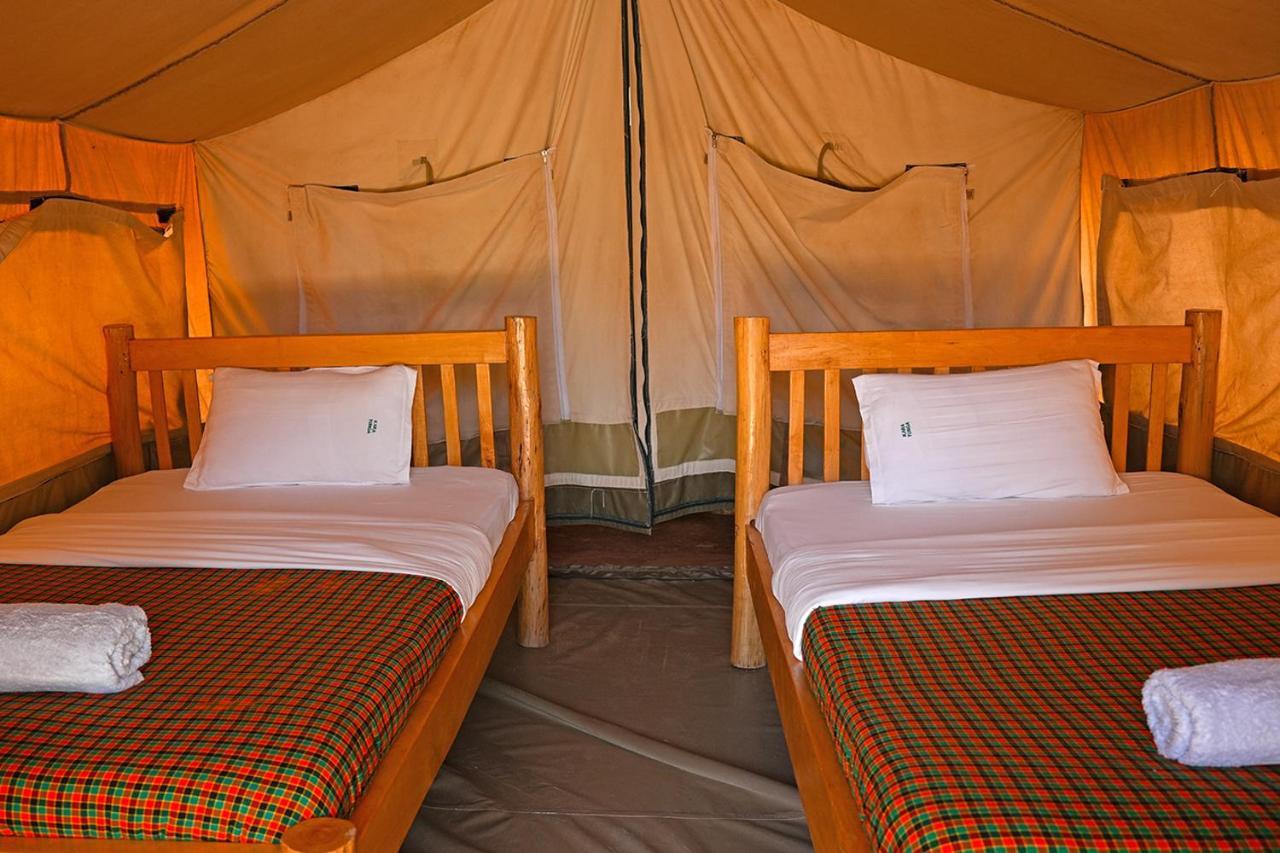 Kara-Tunga Safari Camp Bed & Breakfast Moroto Exterior photo